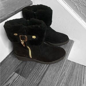 Juicy Couture Black Fur-Trimmed Winter Boots